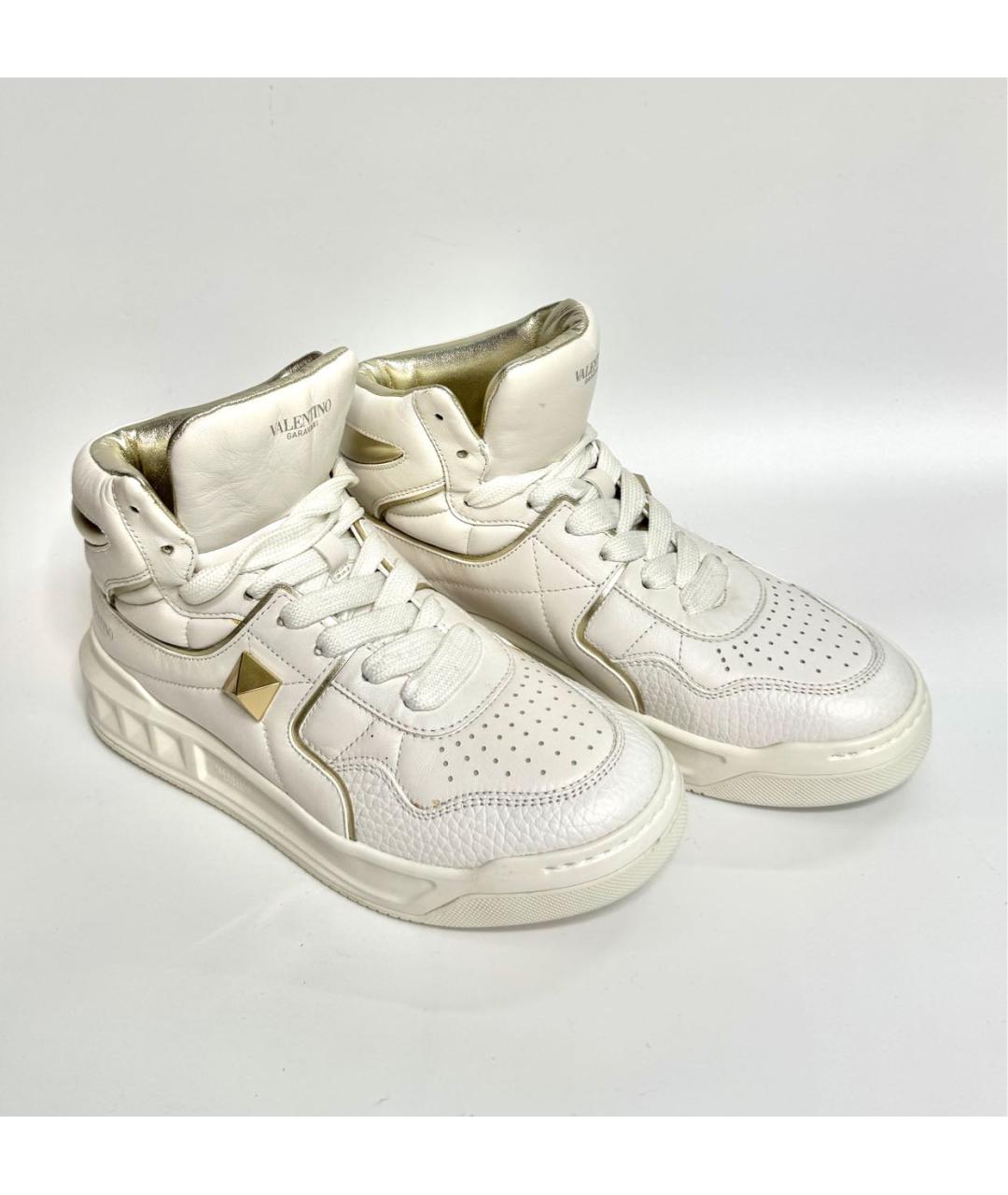 VALENTINO Белые кожаные кроссовки, фото 3