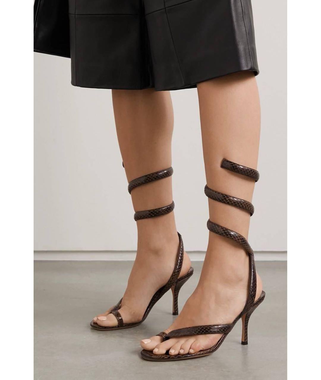 BOTTEGA VENETA Коричневые кожаные босоножки, фото 5