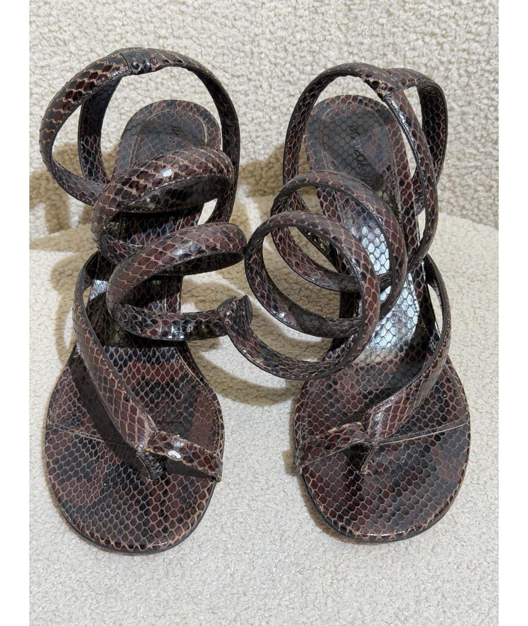 BOTTEGA VENETA Коричневые кожаные босоножки, фото 2