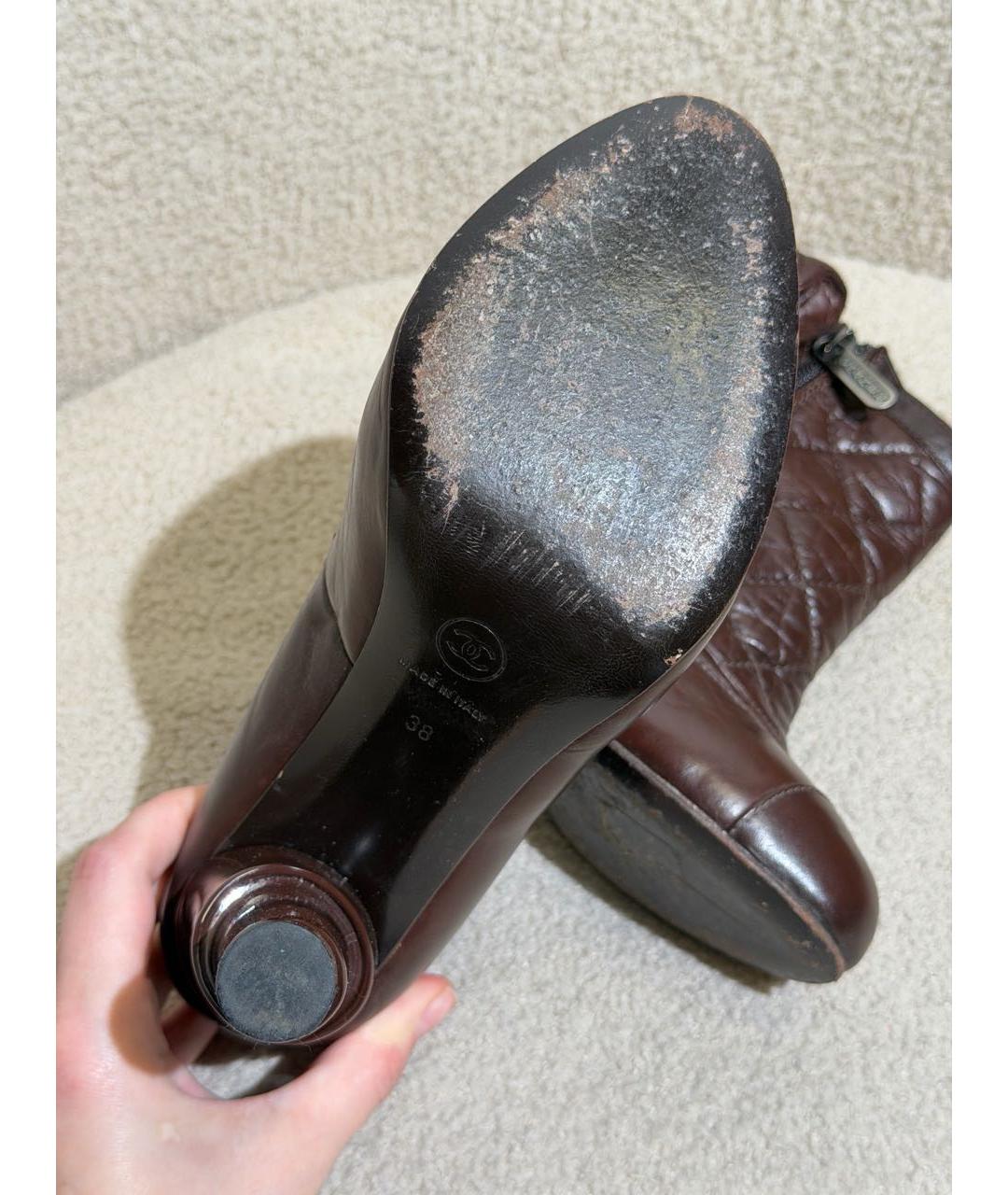 CHANEL Коричневые кожаные ботильоны, фото 7