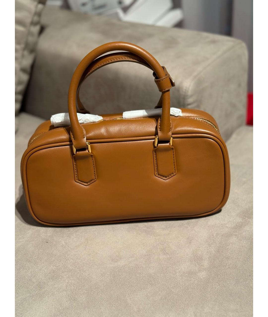 MIU MIU Коричневая кожаная сумка с короткими ручками, фото 5