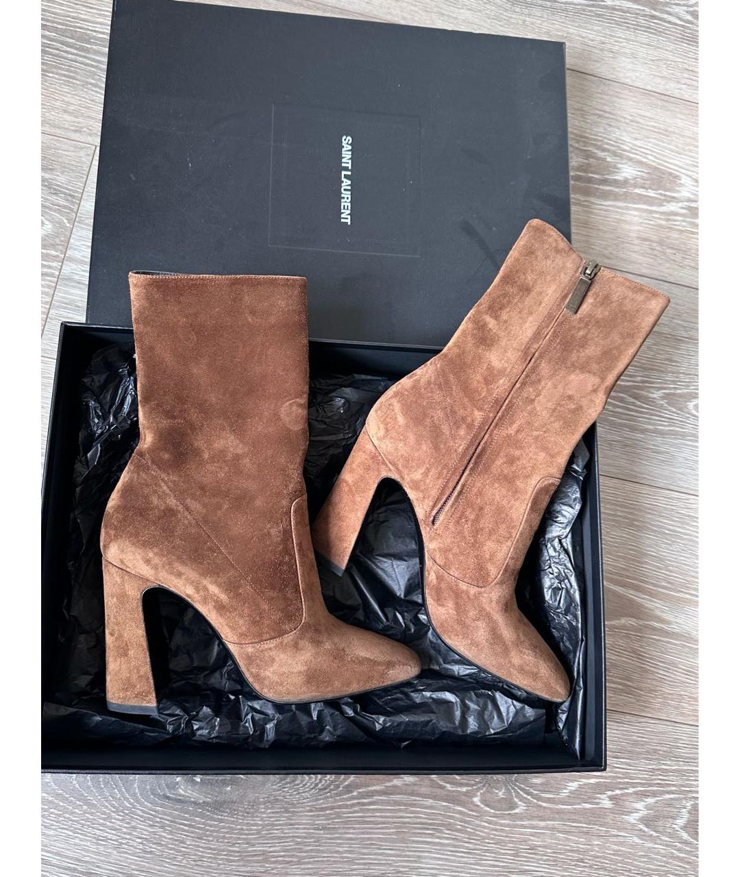 SAINT LAURENT Коричневые замшевые ботильоны, фото 7