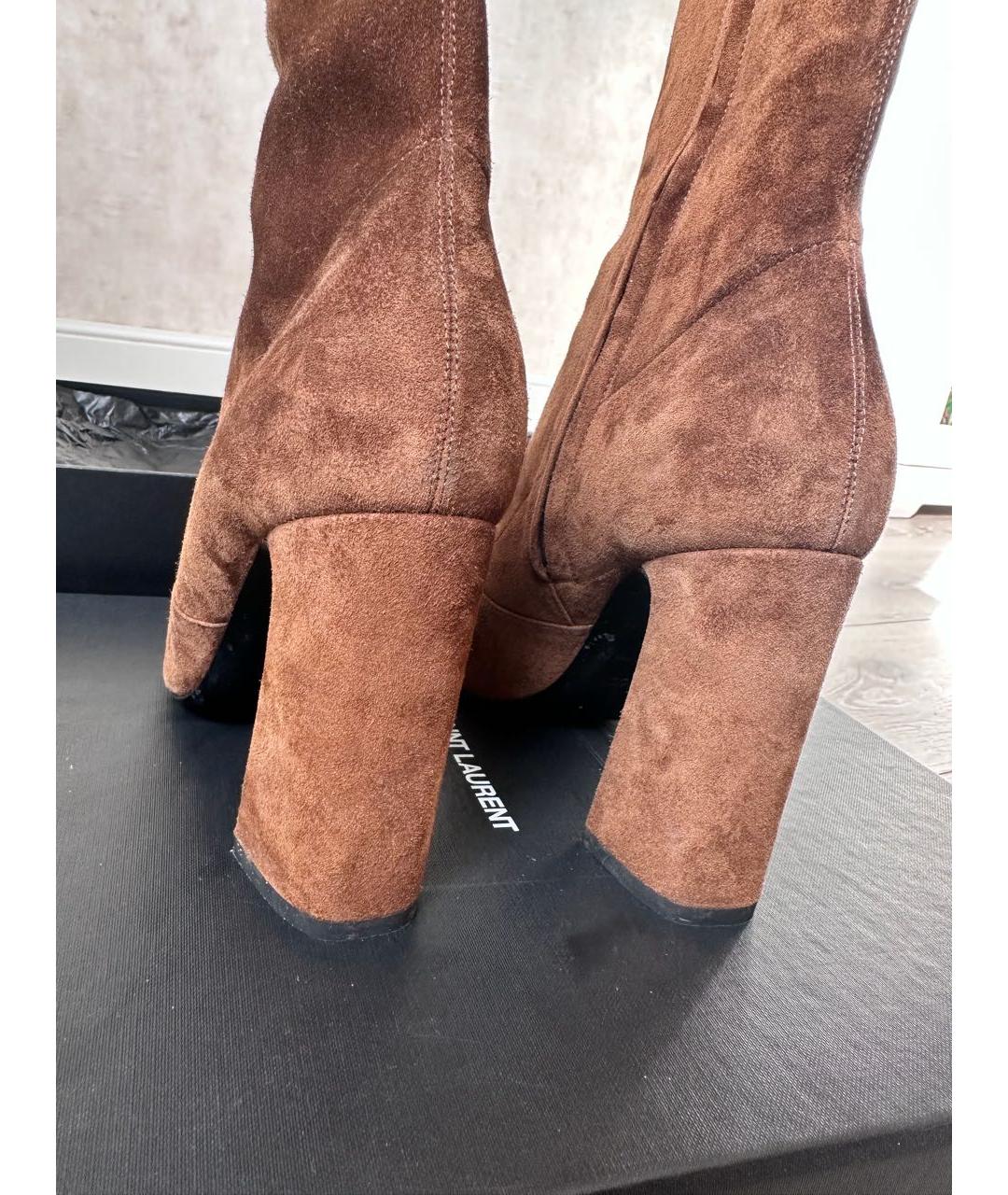 SAINT LAURENT Коричневые замшевые ботильоны, фото 5