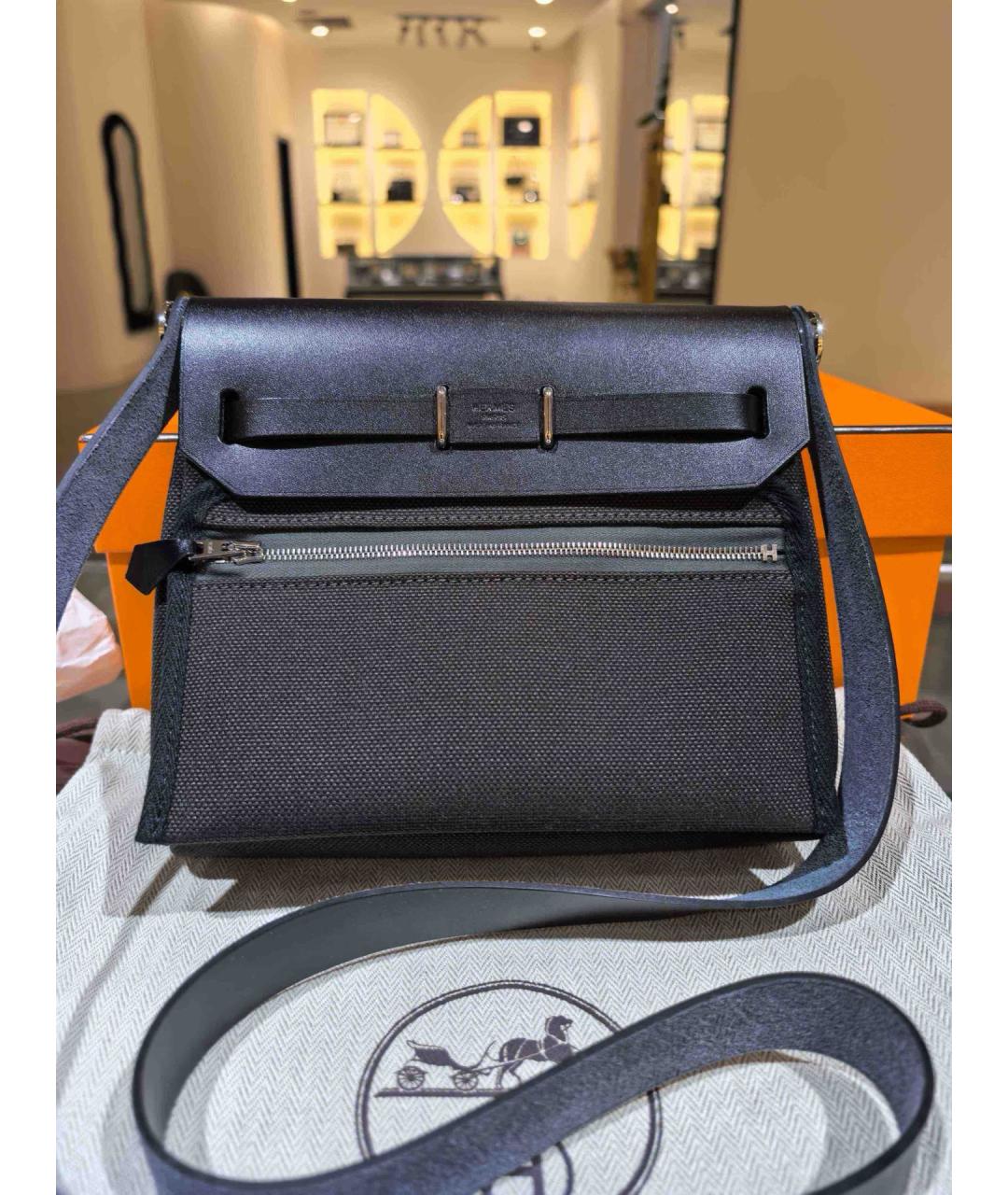 HERMES Черная кожаная сумка через плечо, фото 2