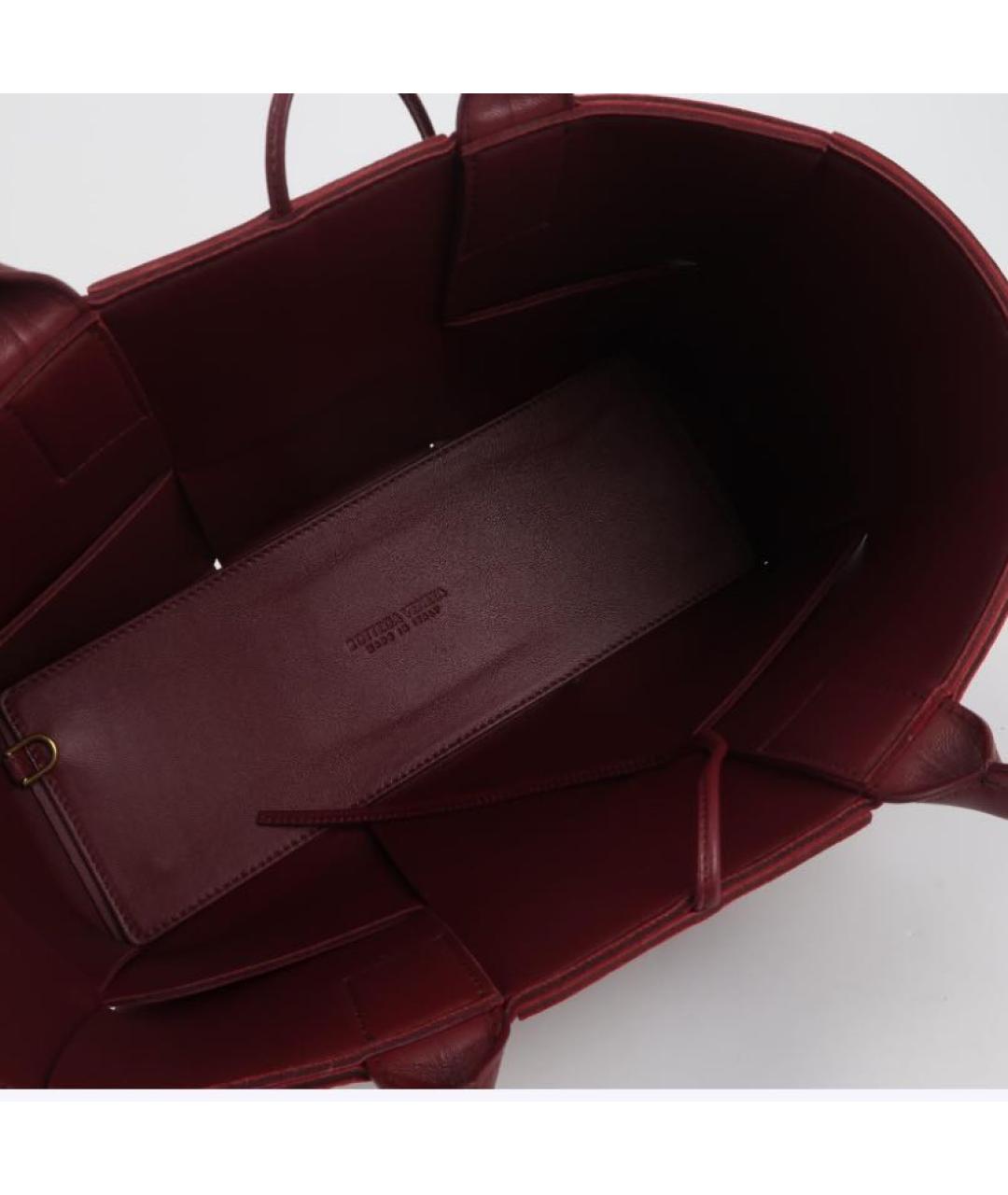 BOTTEGA VENETA Бордовая кожаная сумка с короткими ручками, фото 4