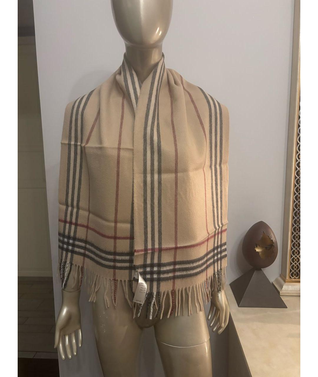 BURBERRY Бежевый кашемировый шарф, фото 5