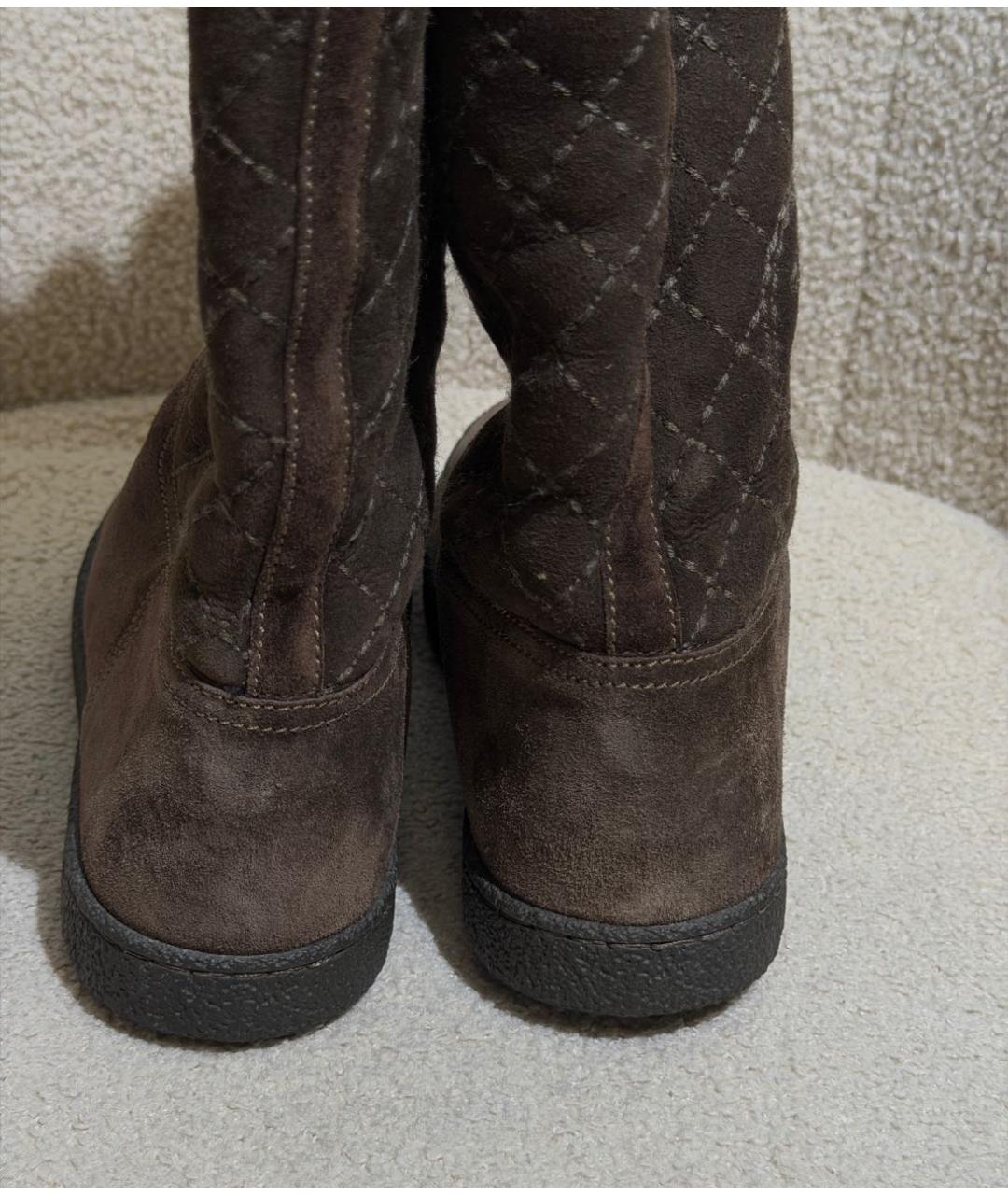 CHANEL Коричневые замшевые сапоги, фото 4