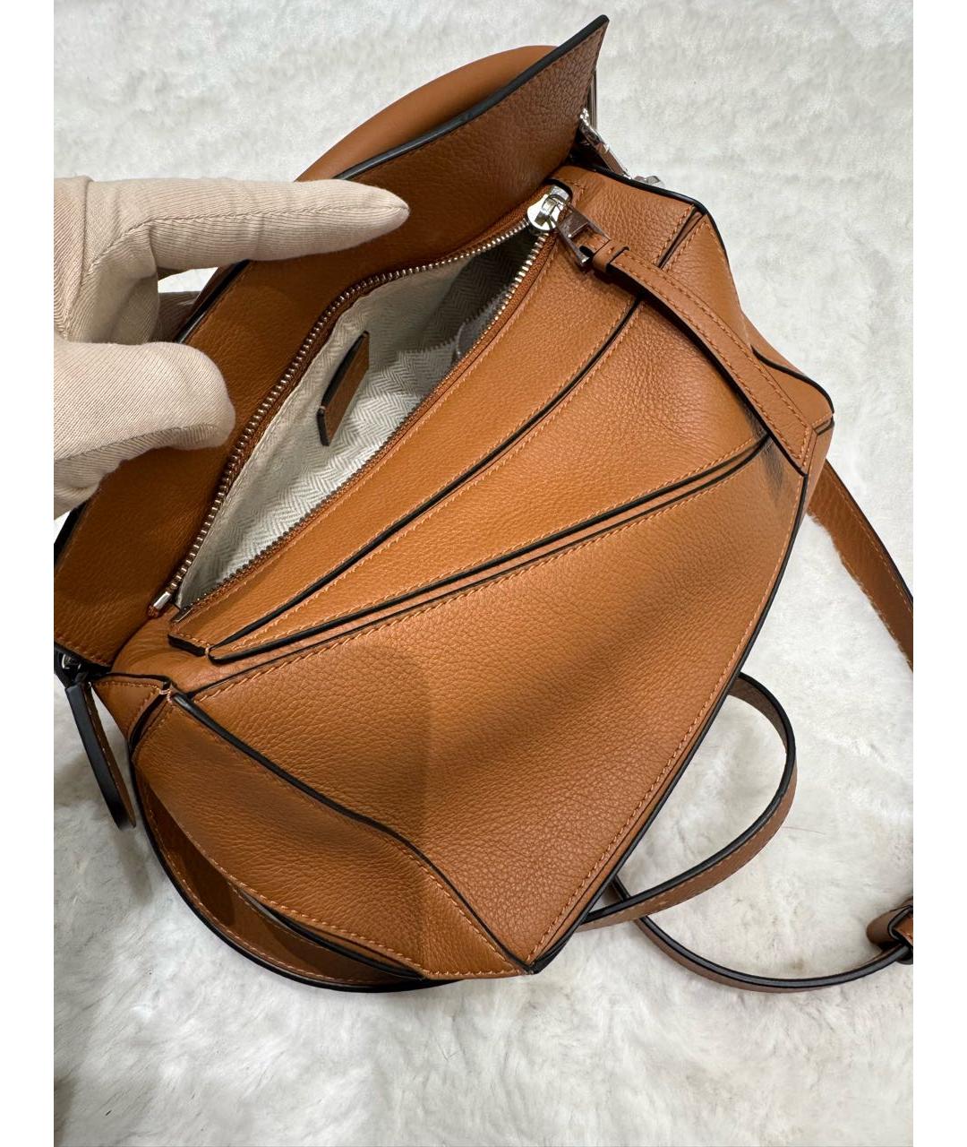 LOEWE Оранжевая кожаная сумка с короткими ручками, фото 4