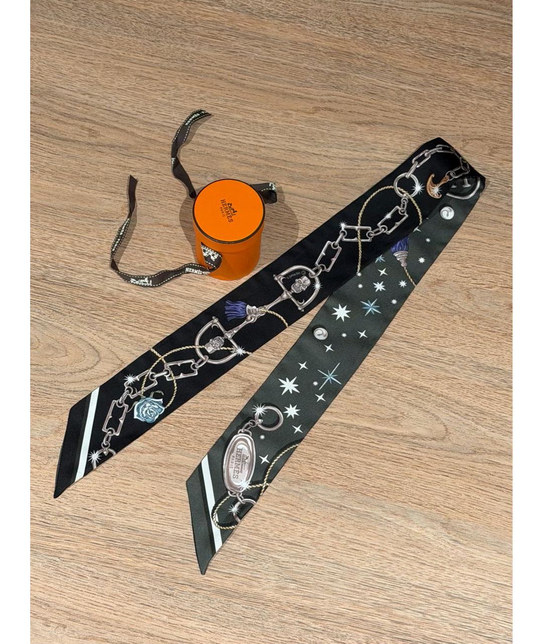 HERMES Зеленый шелковый платок, фото 3