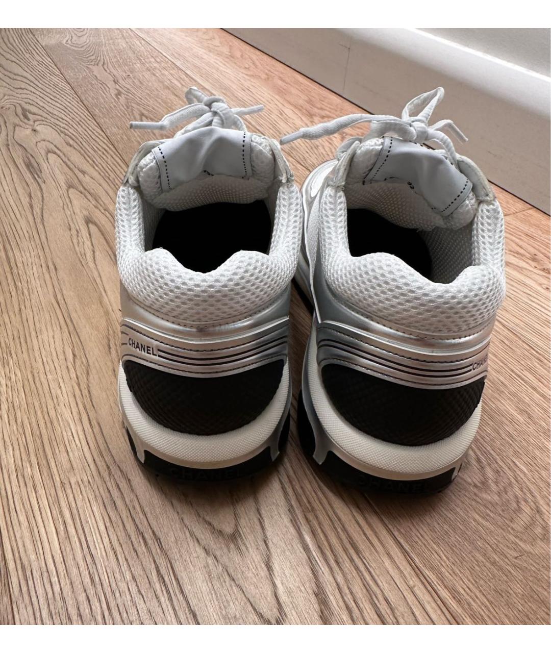 CHANEL Серебряные текстильные кроссовки, фото 4
