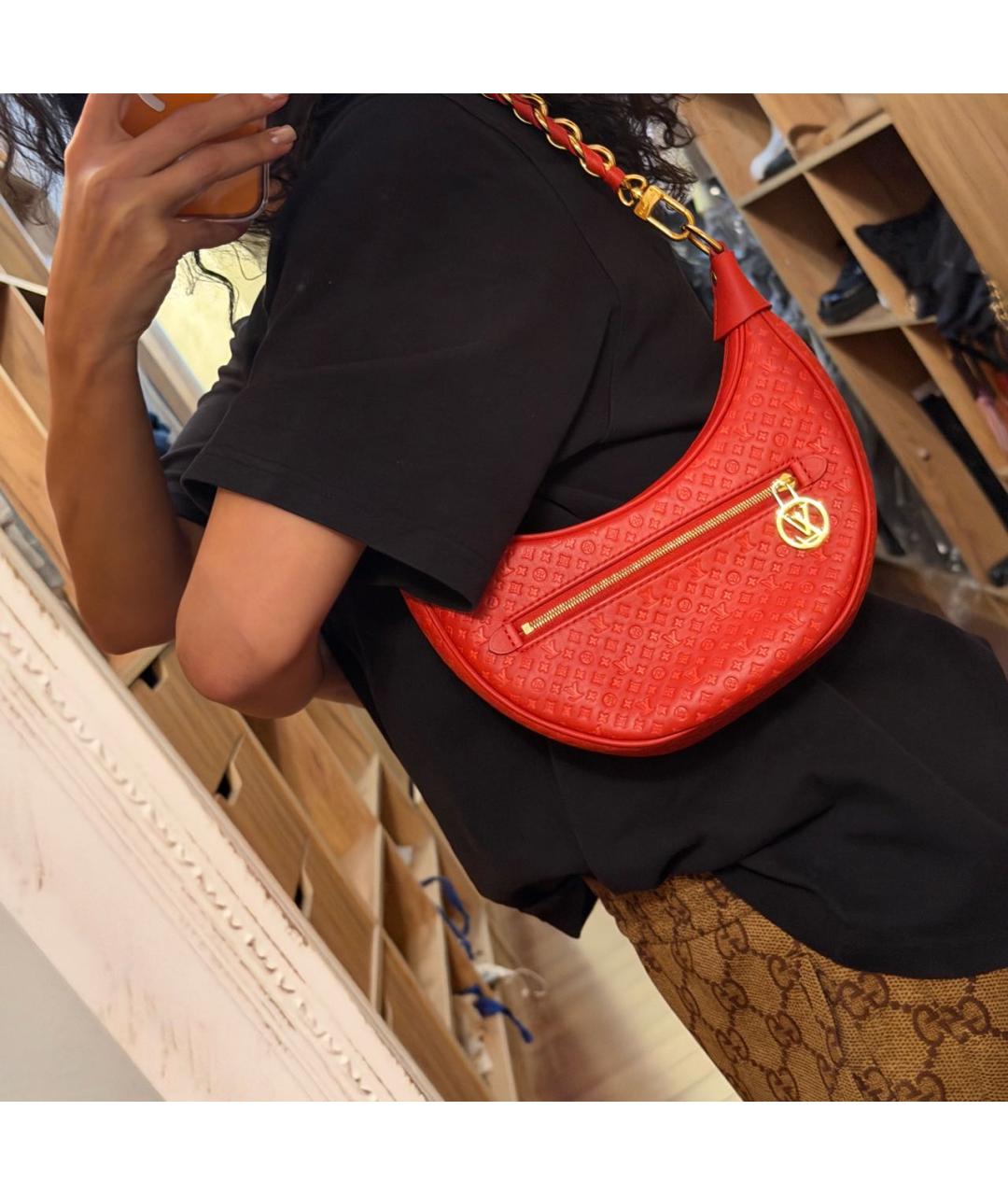 LOUIS VUITTON Красная кожаная сумка с короткими ручками, фото 6