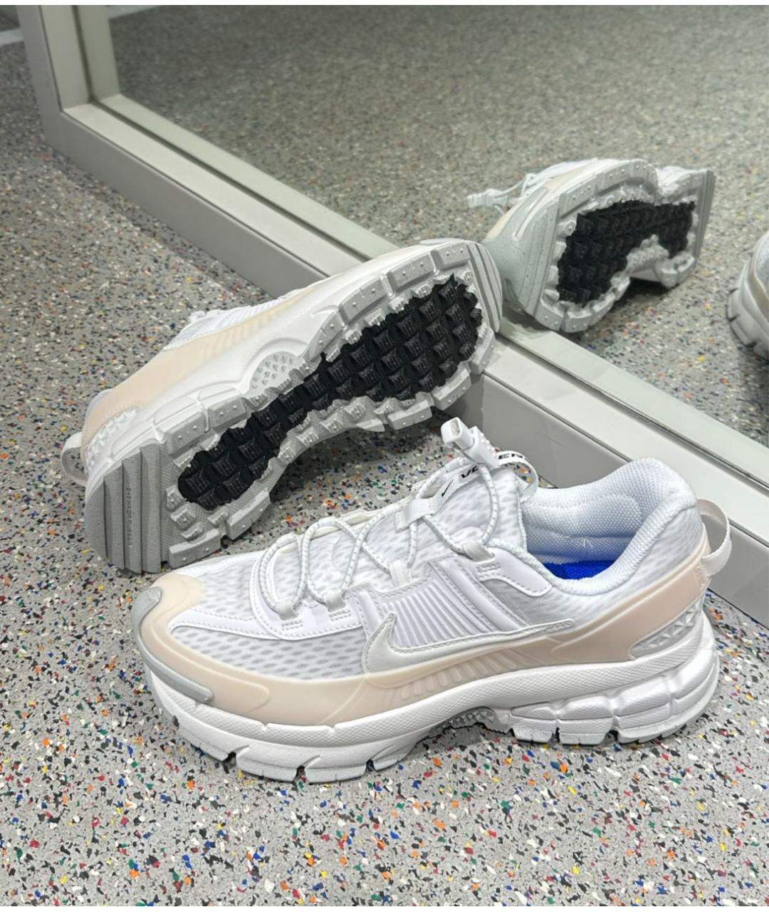 NIKE Белые текстильные низкие кроссовки / кеды, фото 4