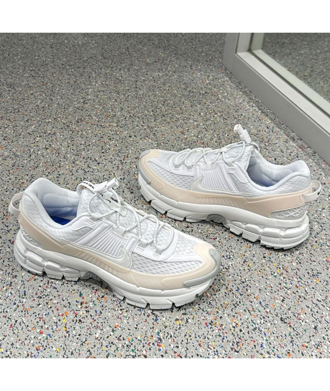 NIKE Белые текстильные низкие кроссовки / кеды, фото 2