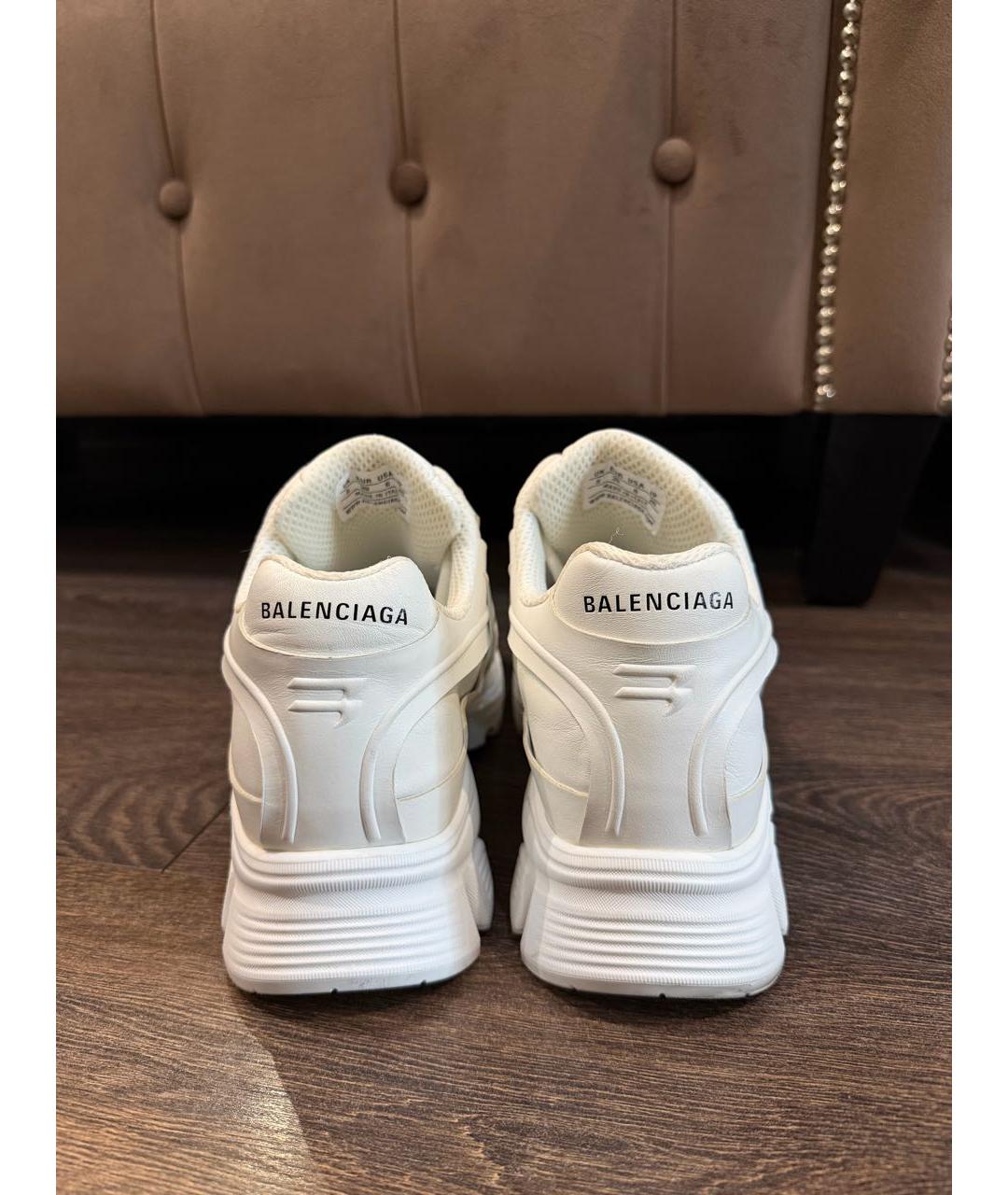 BALENCIAGA Белые кожаные низкие кроссовки / кеды, фото 3