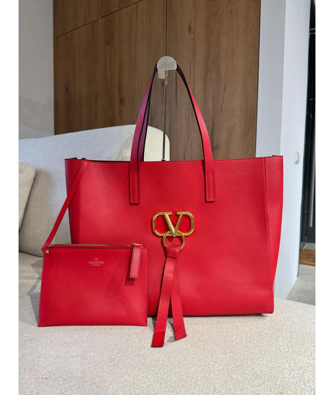 VALENTINO Красная кожаная сумка с короткими ручками, фото 3