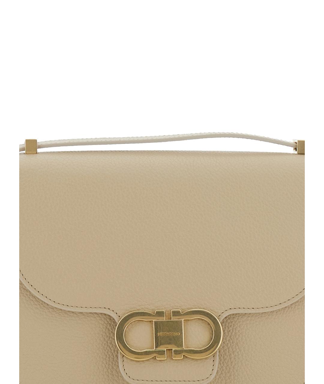 FERRAGAMO Бежевая кожаная сумка через плечо, фото 3
