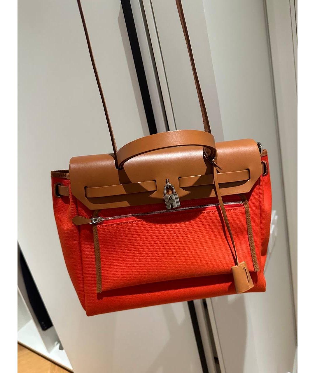 HERMES Красная кожаная сумка с короткими ручками, фото 3