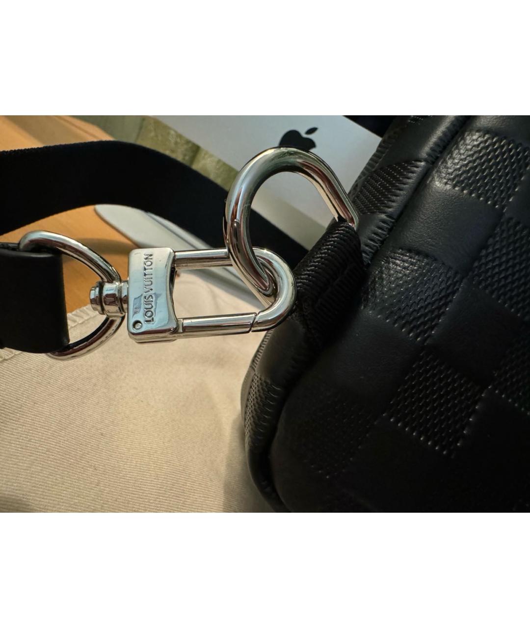 LOUIS VUITTON Черная кожаная сумка на плечо, фото 6