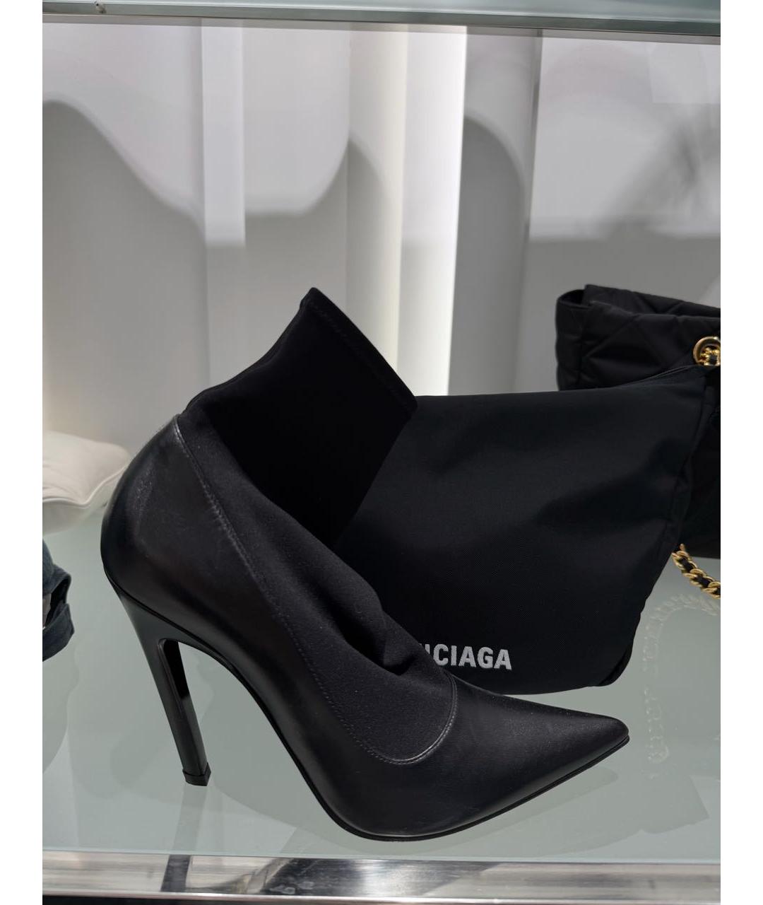 BALENCIAGA Черные кожаные ботильоны, фото 4