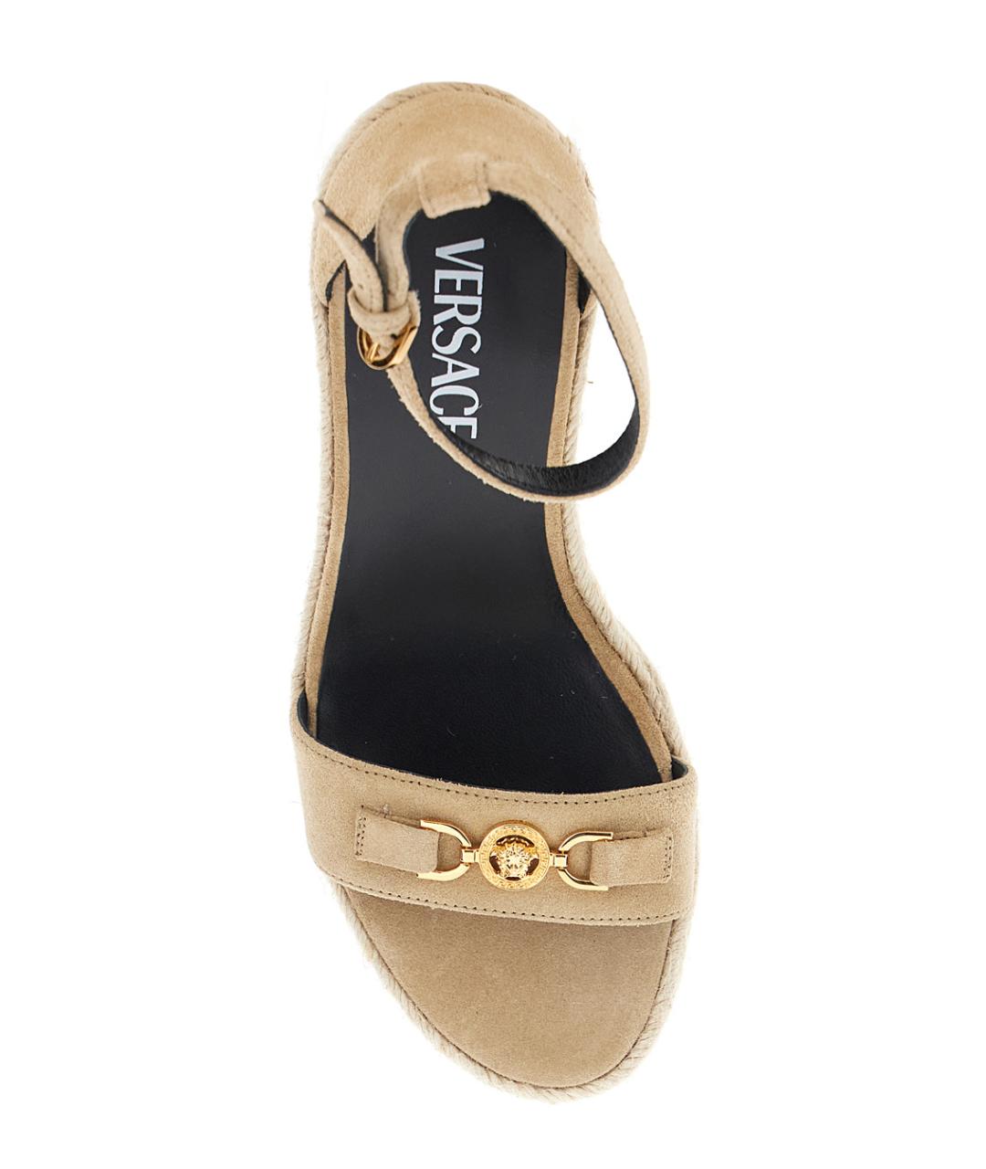 VERSACE Бежевые босоножки, фото 3