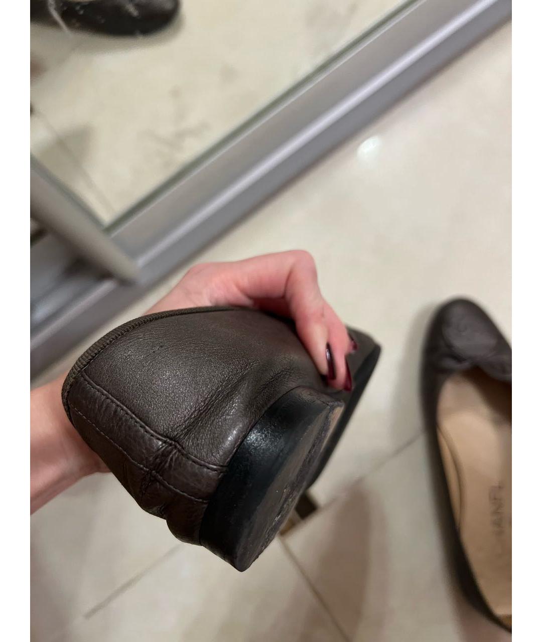 CHANEL Коричневые кожаные балетки, фото 5