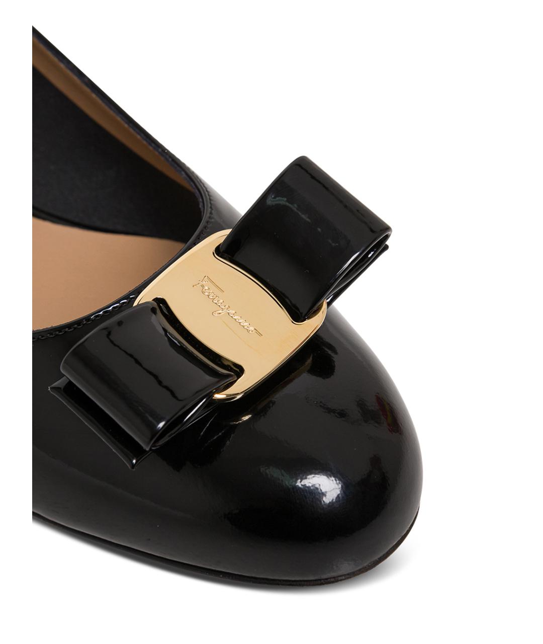 FERRAGAMO Черные балетки из лакированной кожи, фото 3