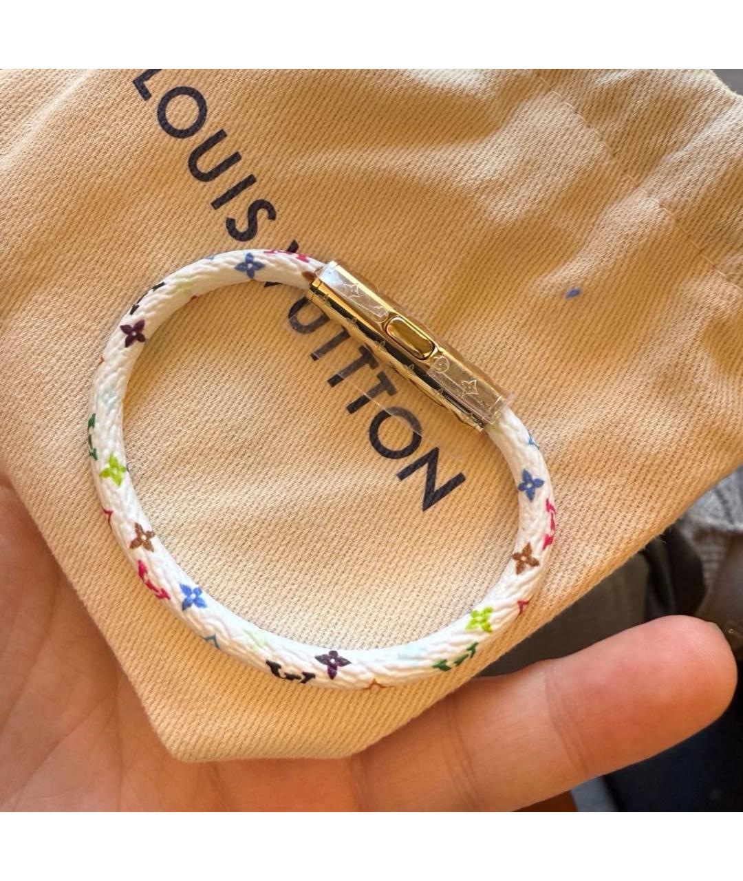 LOUIS VUITTON Белый кожаный браслет, фото 2