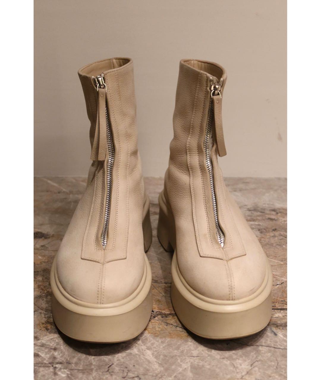 THE ROW Бежевые нубуковые ботинки, фото 6