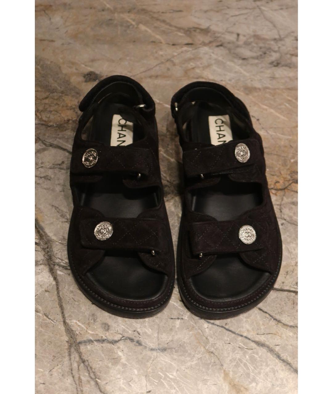 CHANEL Черные замшевые сандалии, фото 3