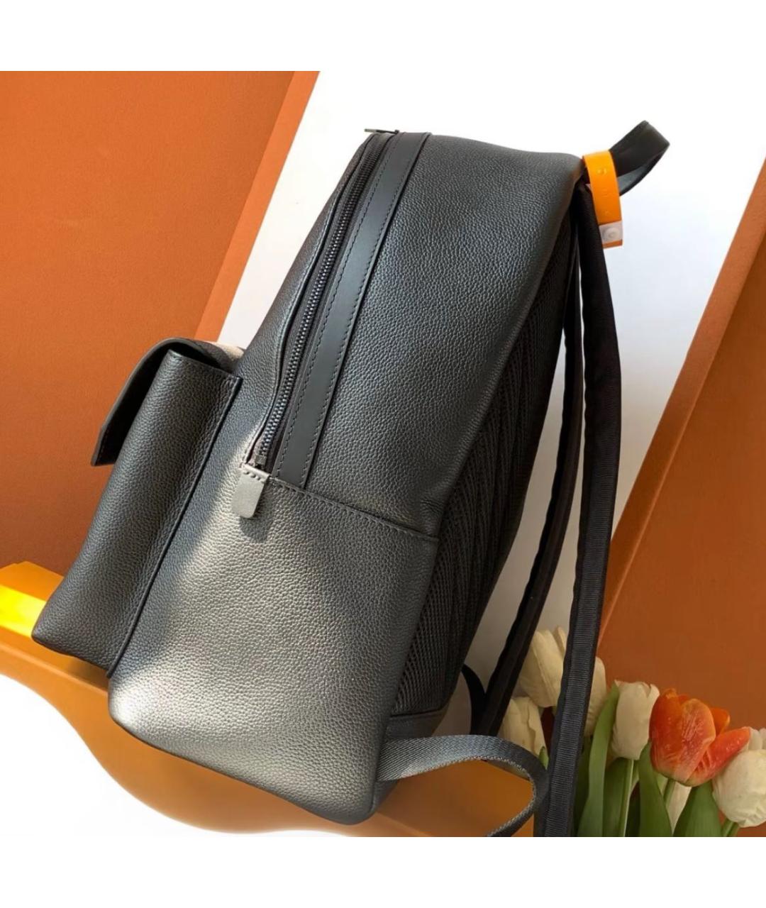 LOUIS VUITTON Антрацитовый кожаный рюкзак, фото 3