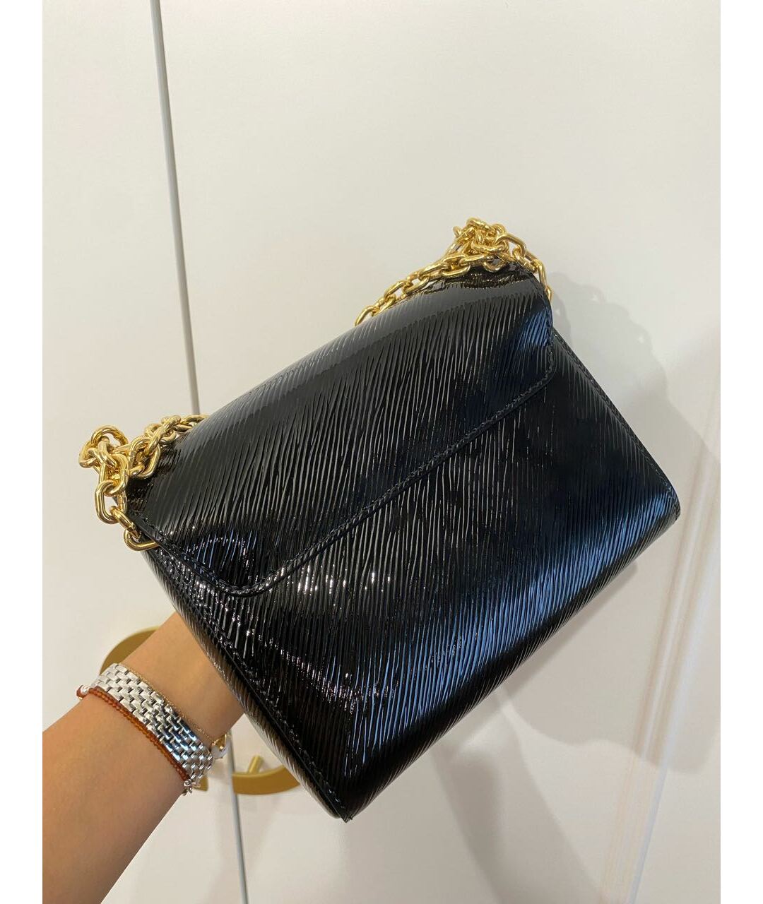 LOUIS VUITTON Черная сумка тоут из лакированной кожи, фото 3