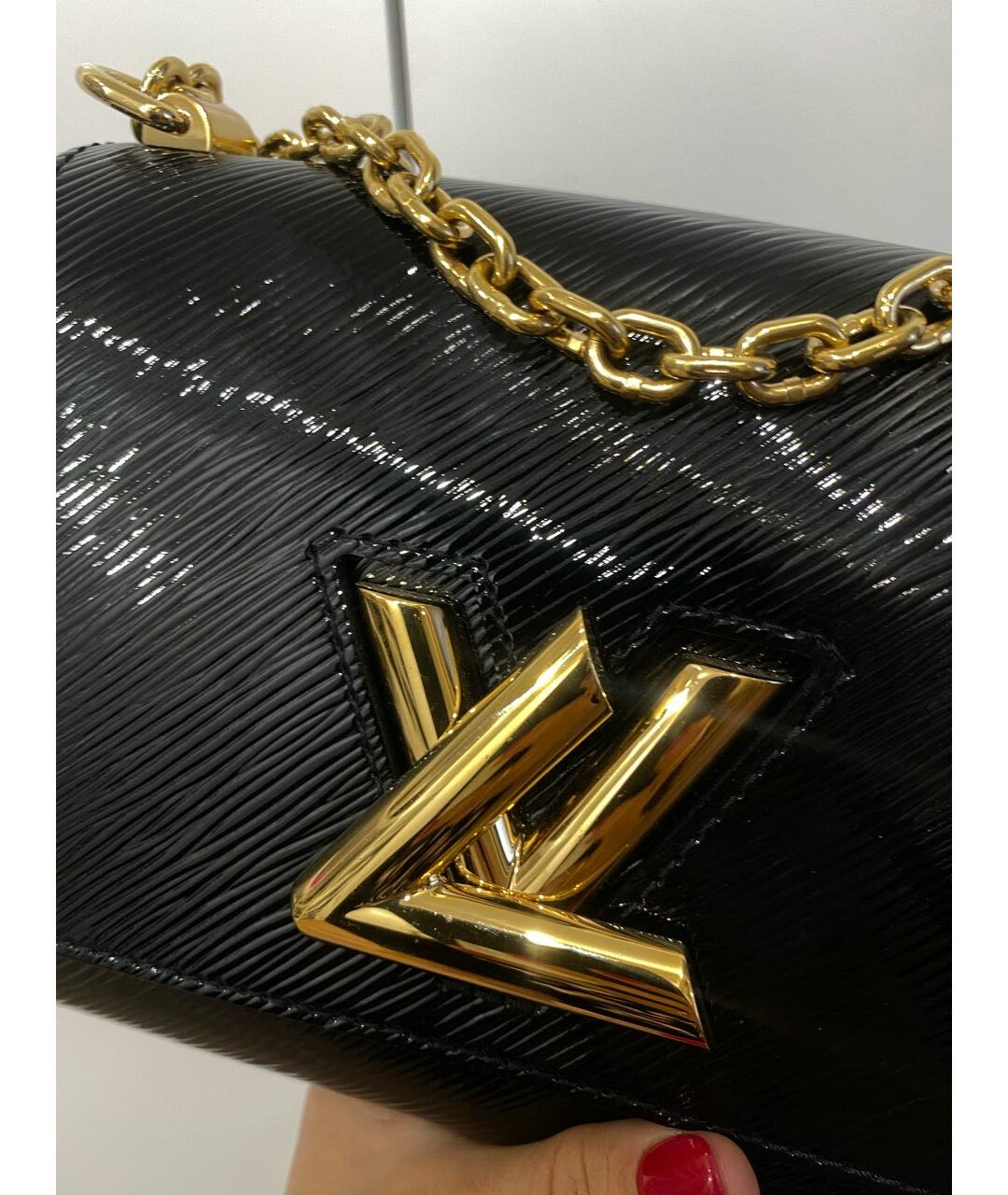 LOUIS VUITTON Черная сумка тоут из лакированной кожи, фото 7
