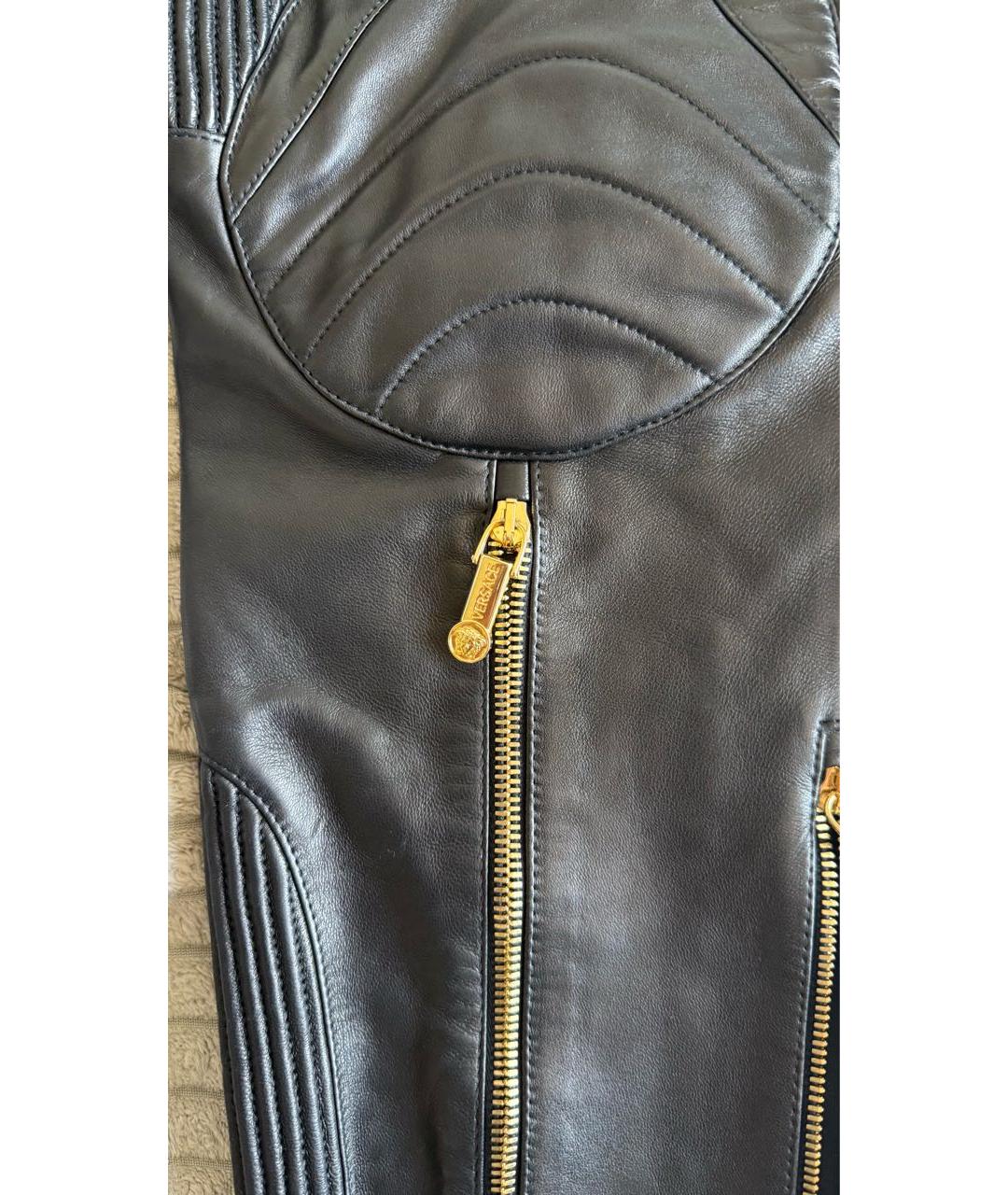 VERSACE Черные кожаные повседневные брюки, фото 3