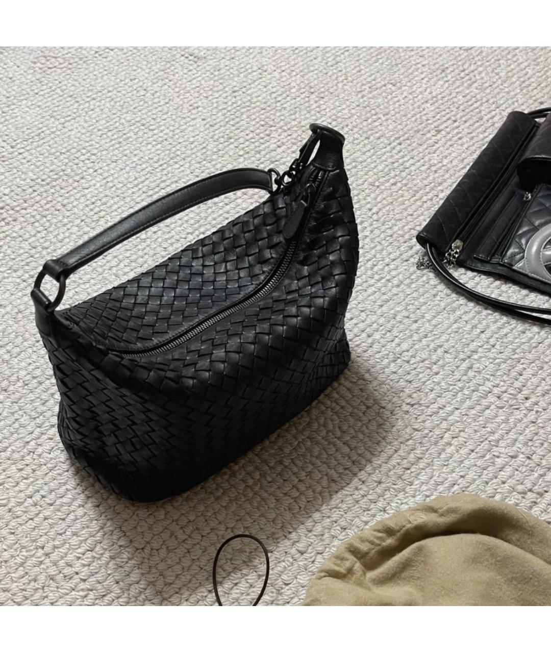 BOTTEGA VENETA Черная кожаная сумка через плечо, фото 4