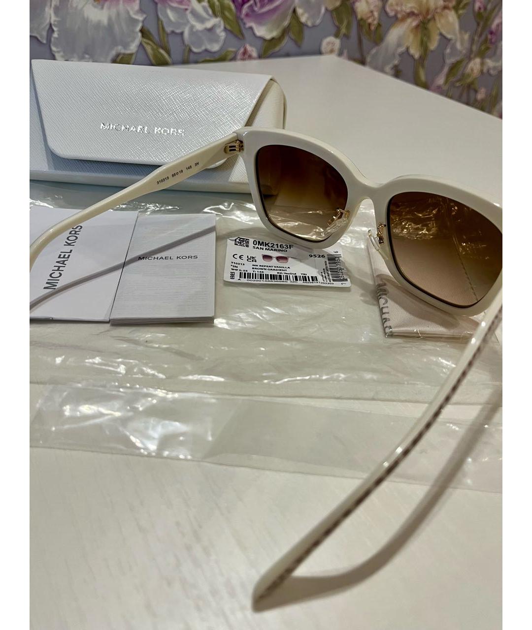 MICHAEL KORS Бежевые пластиковые солнцезащитные очки, фото 2