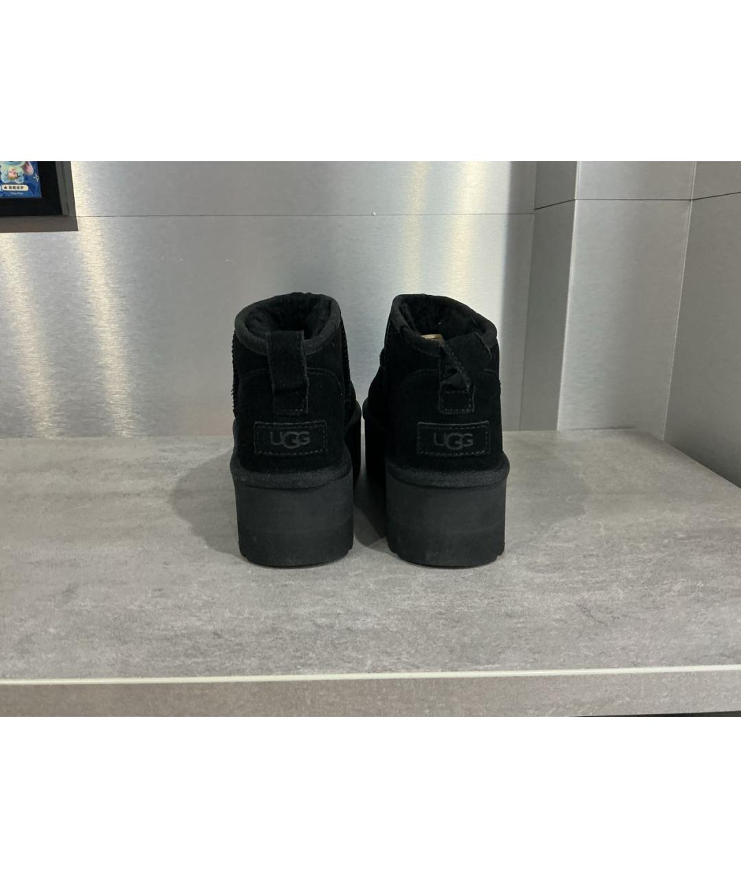 UGG AUSTRALIA Черные замшевые ботинки, фото 3