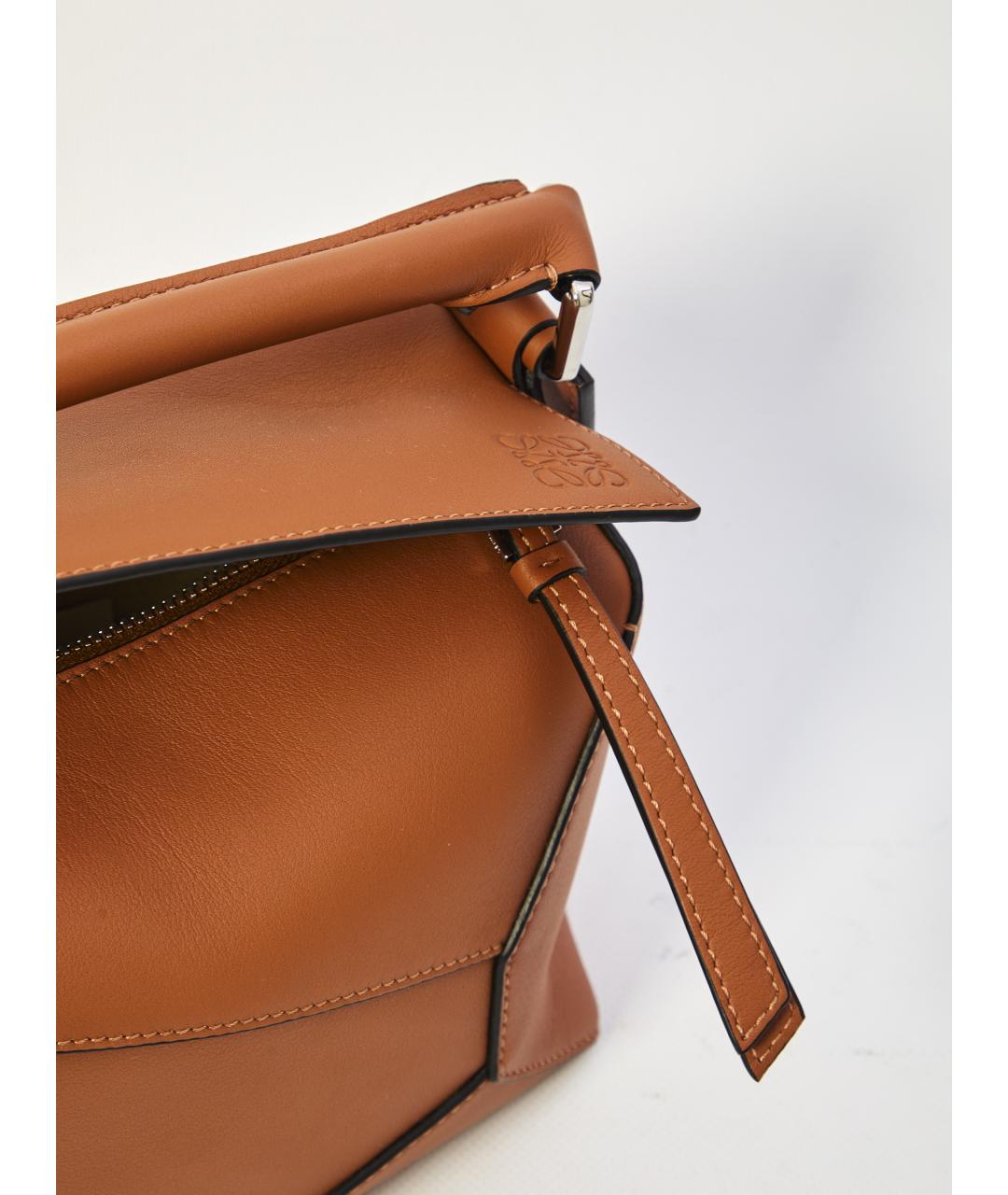 LOEWE Коричневая кожаная сумка через плечо, фото 4