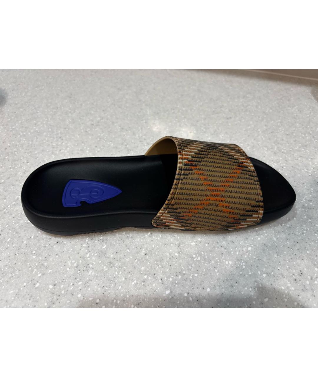 BURBERRY Черные резиновые шлепанцы, фото 8