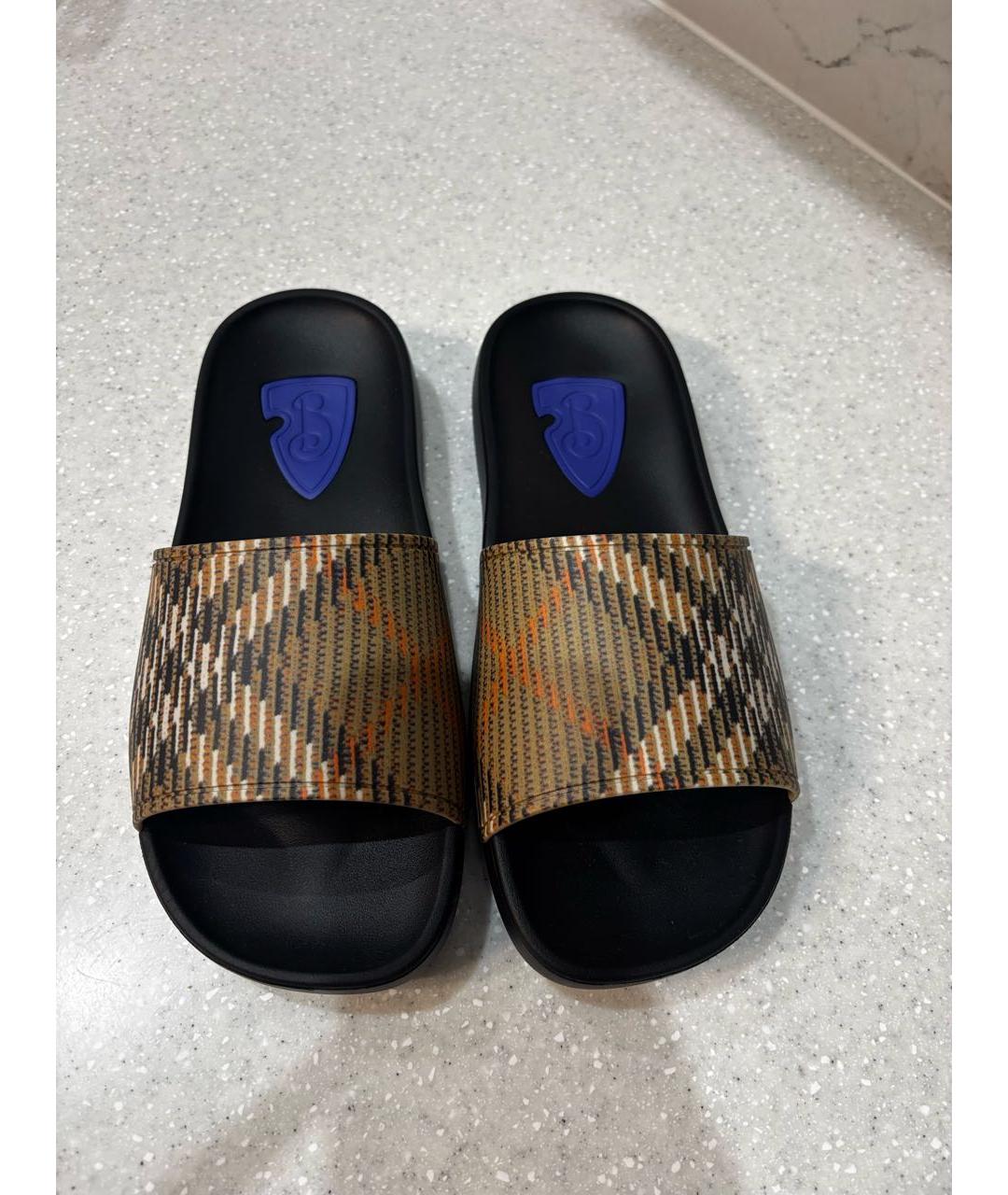 BURBERRY Черные резиновые шлепанцы, фото 2