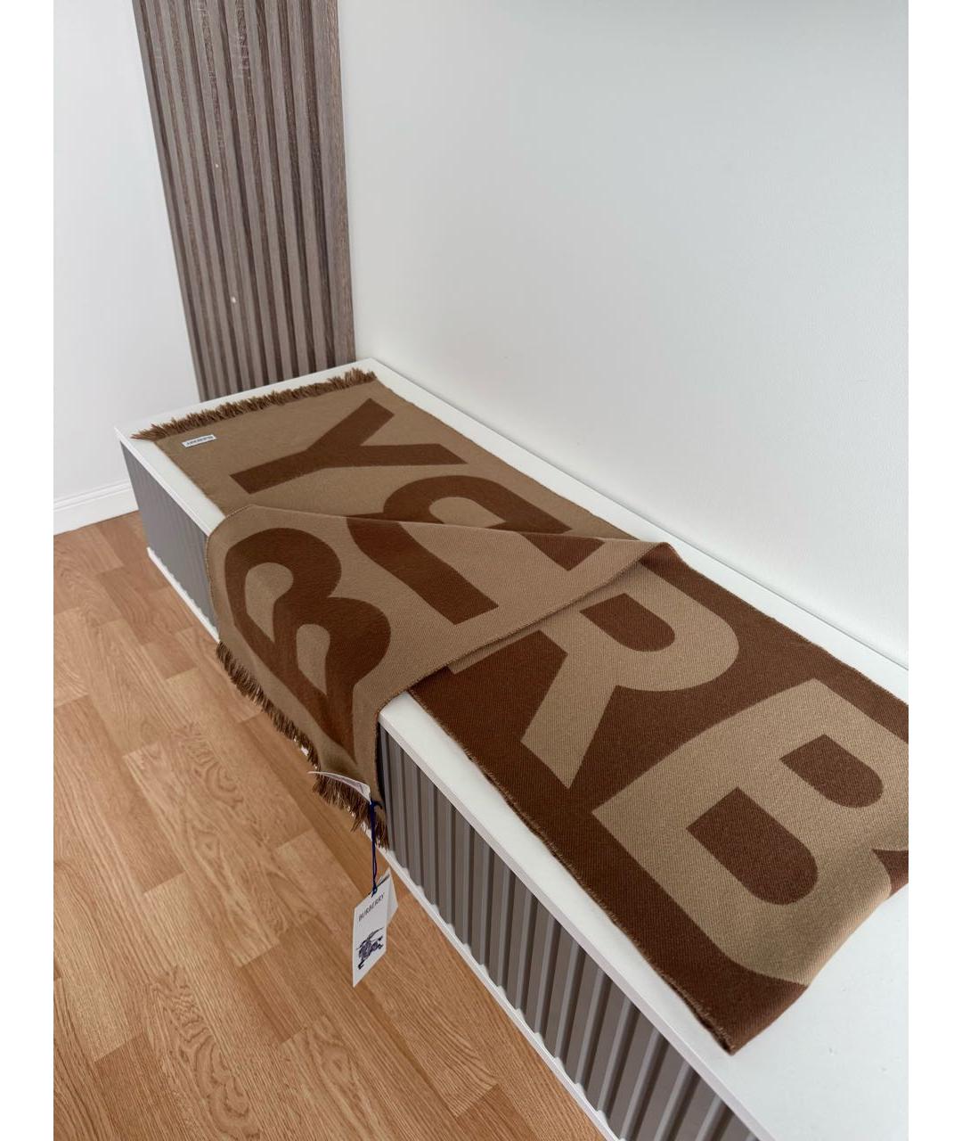 BURBERRY Коричневый шерстяной шарф, фото 2