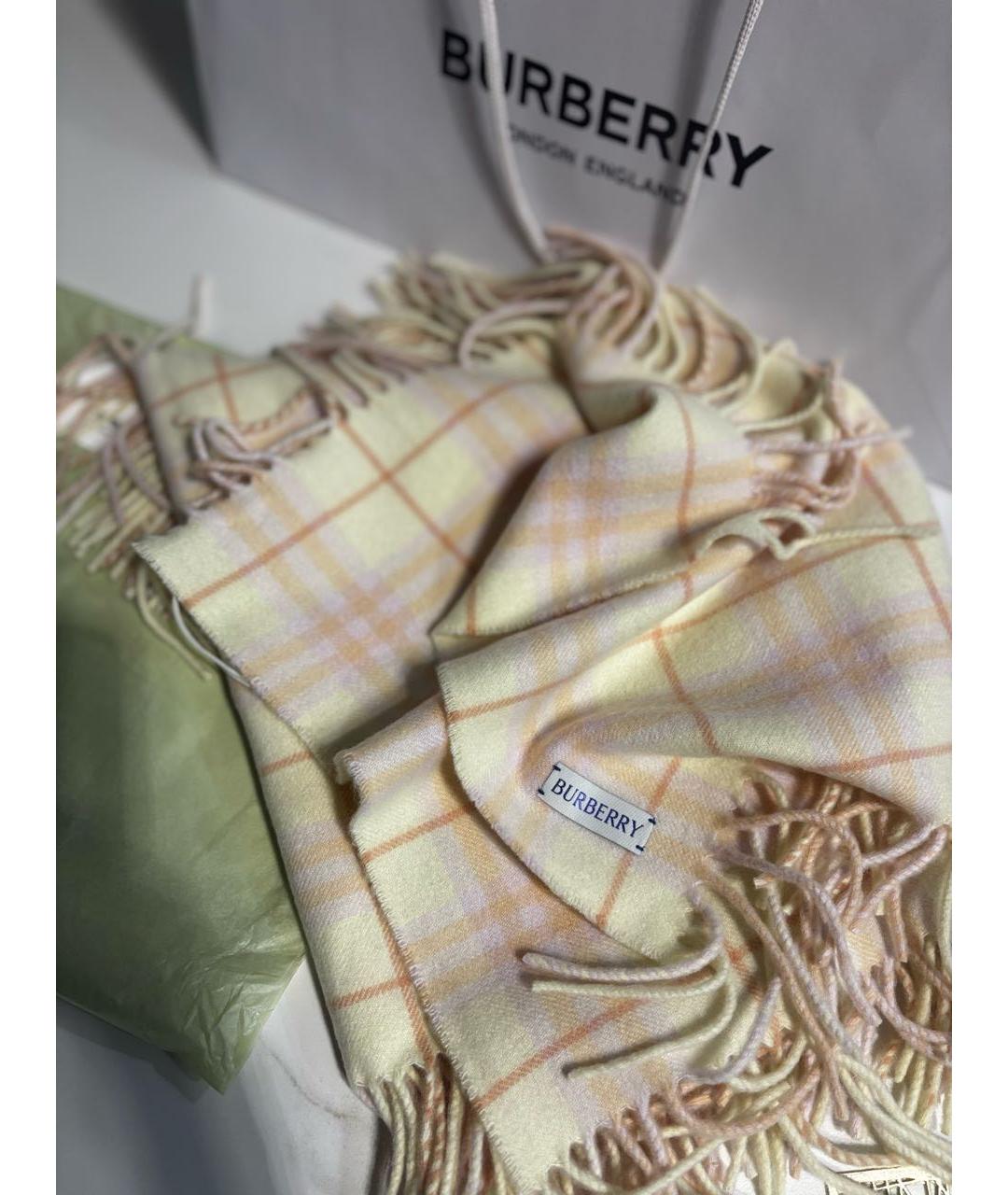 BURBERRY Коралловый кашемировый шарф, фото 3
