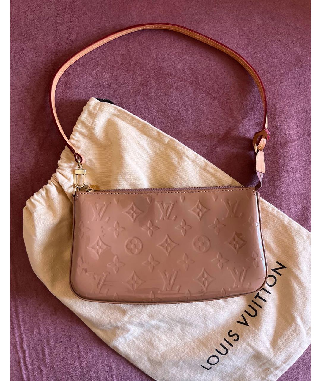 LOUIS VUITTON Бежевая сумка через плечо из лакированной кожи, фото 3