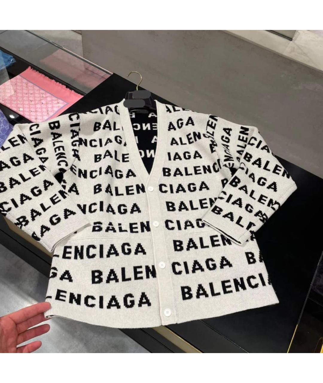 BALENCIAGA Белый шерстяной кардиган, фото 5