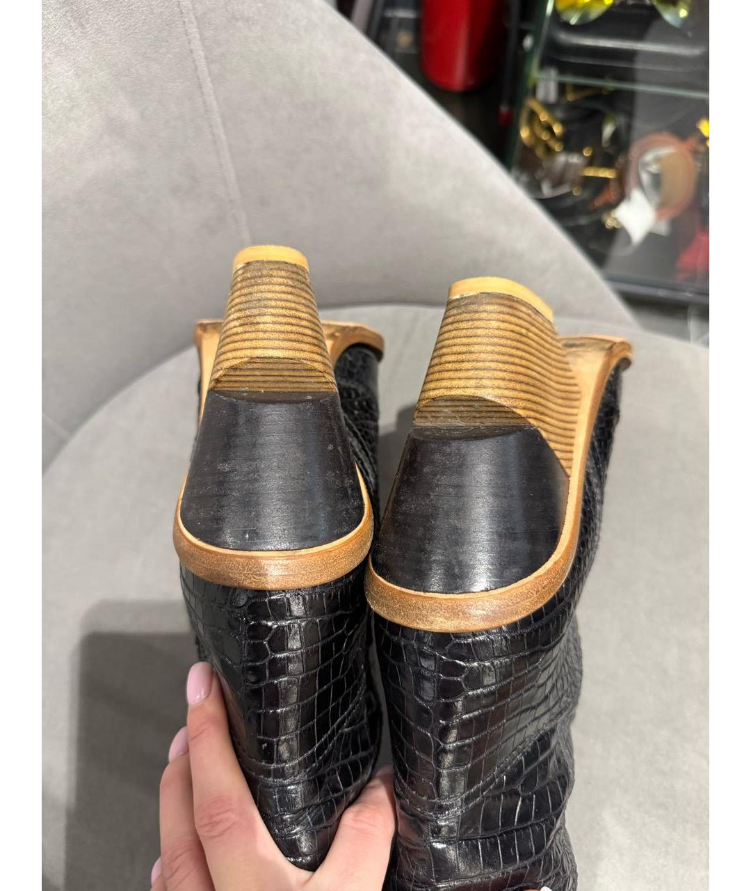 FENDI Черные сапоги из экзотической кожи, фото 4
