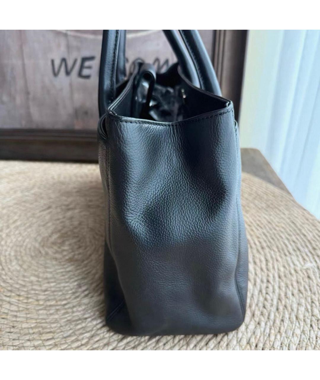 CHANEL Черная кожаная сумка с короткими ручками, фото 5