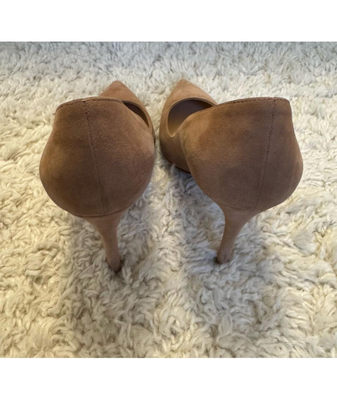 GIANVITO ROSSI Бежевые замшевые туфли, фото 3