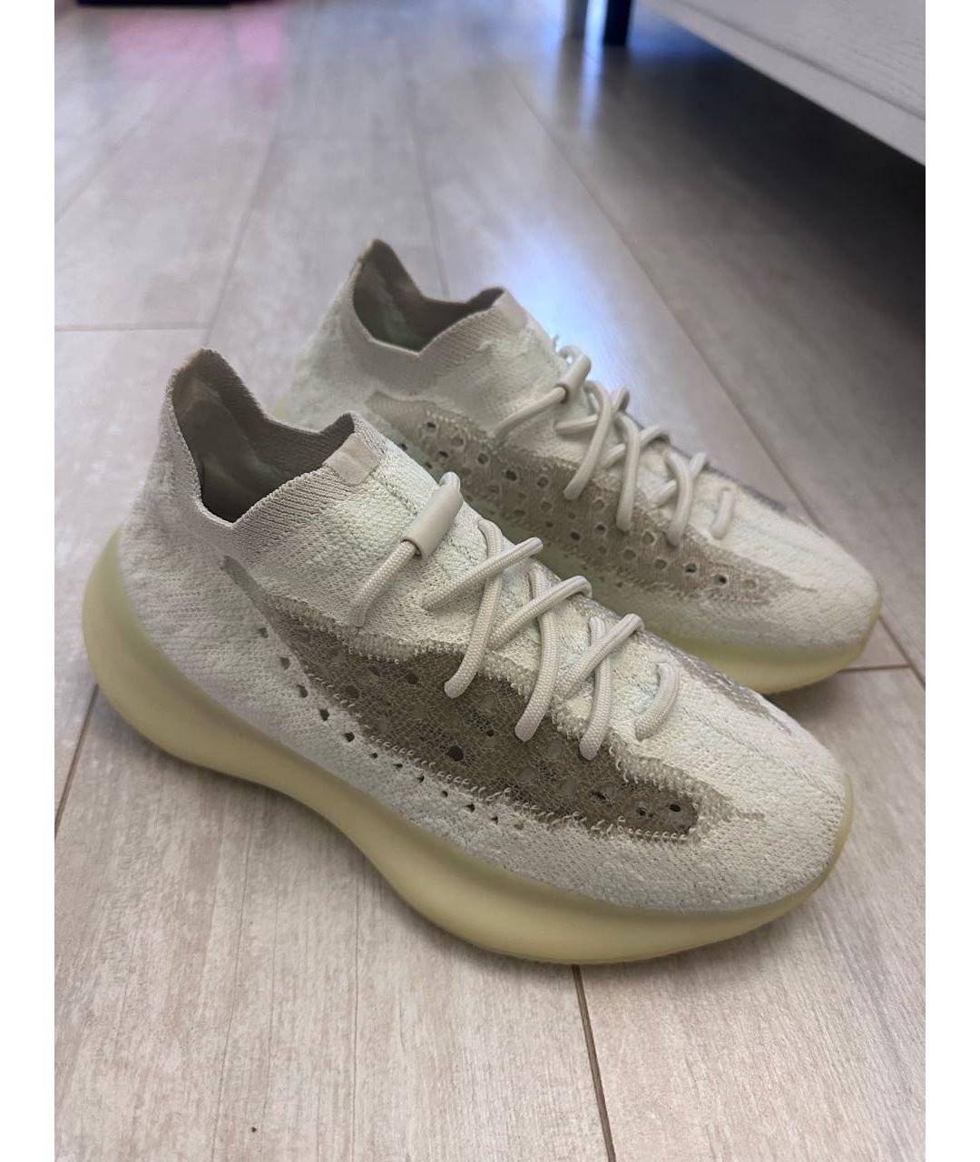 ADIDAS YEEZY Белые текстильные кроссовки, фото 2