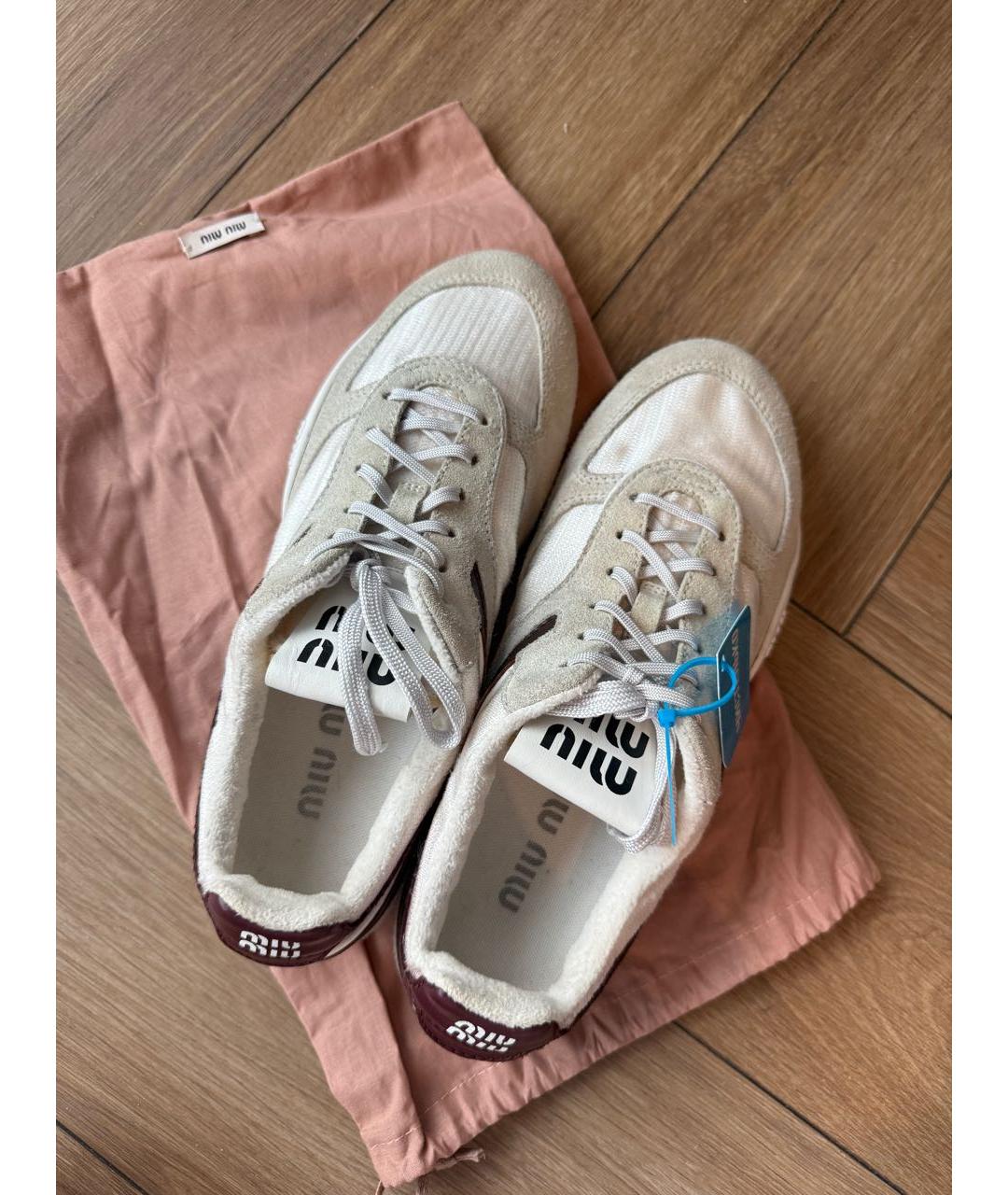 MIU MIU Белые кожаные кроссовки, фото 3