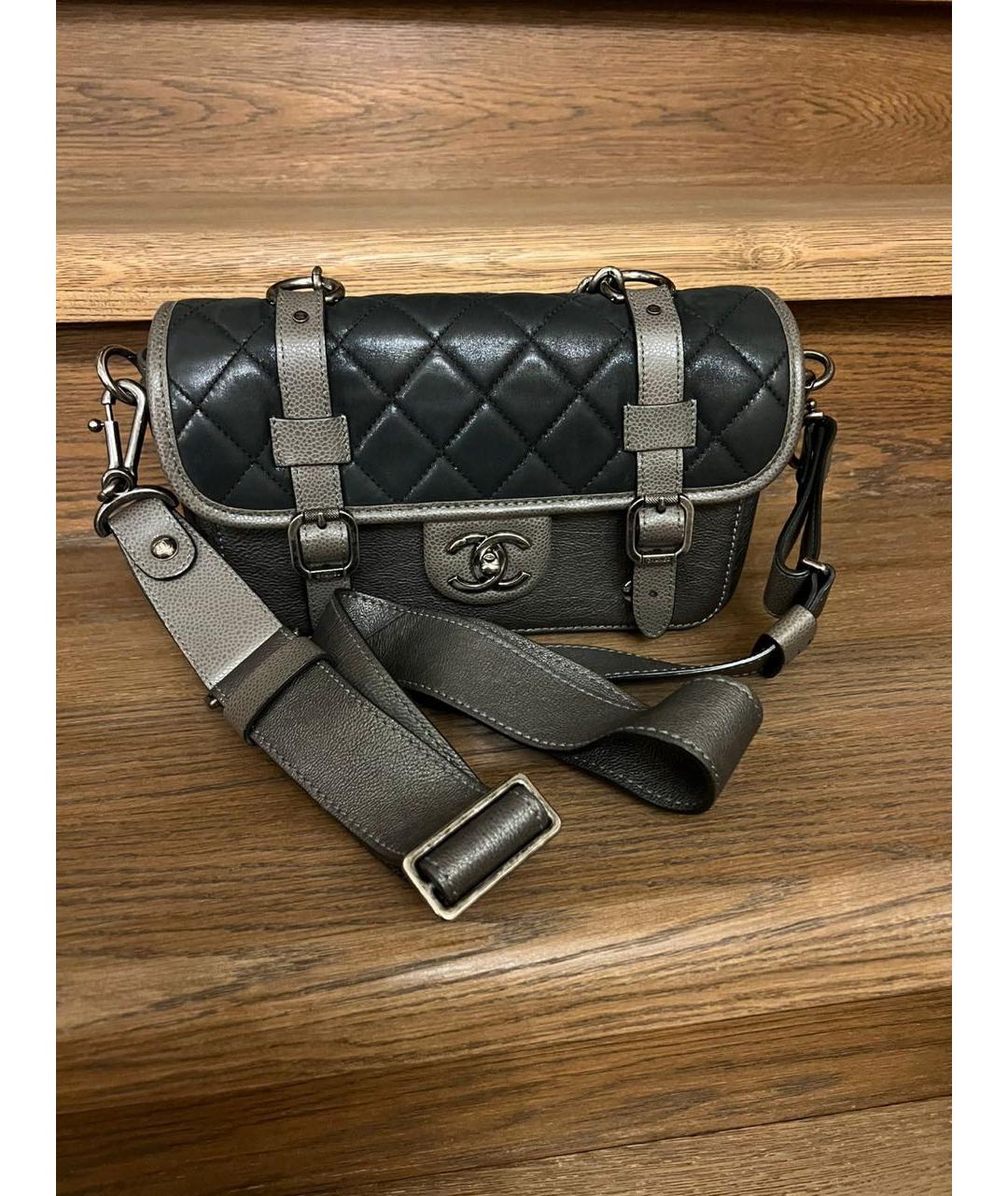CHANEL Антрацитовая кожаная сумка через плечо, фото 6