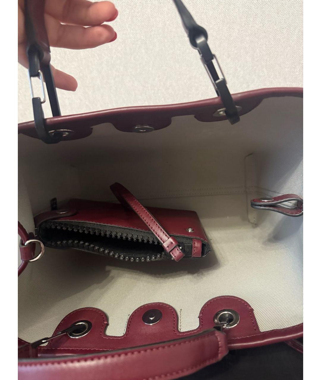 EMPORIO ARMANI Бордовая кожаная сумка с короткими ручками, фото 3